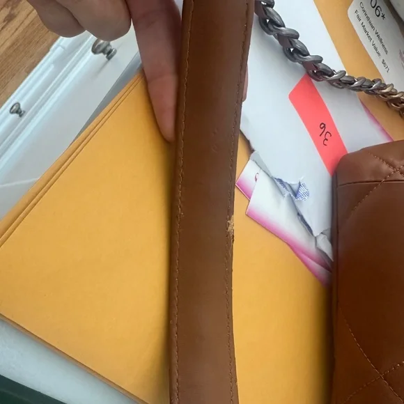 Cognac brown quilted purse - Picture 11 of 11